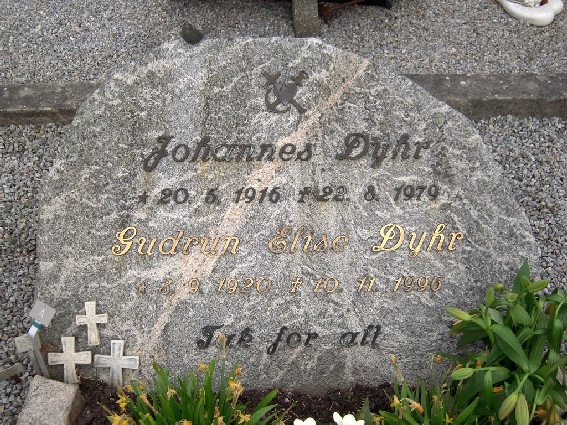 Billede af gravsten på Skagen Kirkegård