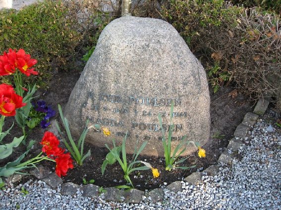 Billede af gravsten på Skagen Kirkegård