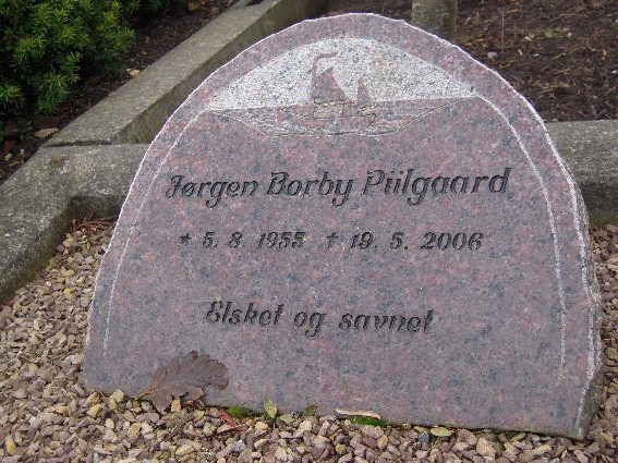 Billede af gravsten på Skagen Kirkegård