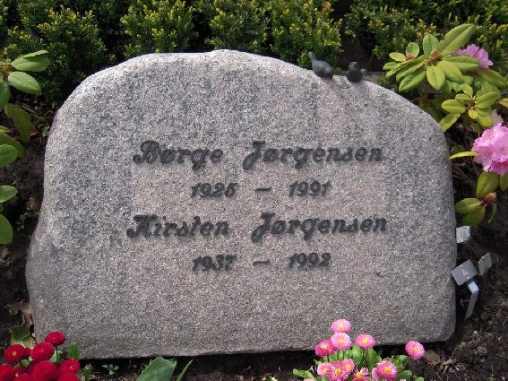 Billede af gravsten på Skagen Kirkegård