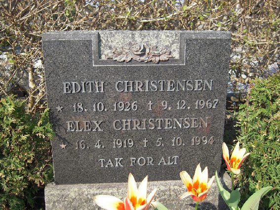 Billede af gravsten på Skagen Kirkegård