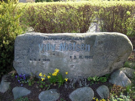 Billede af gravsten på Skagen Kirkegård