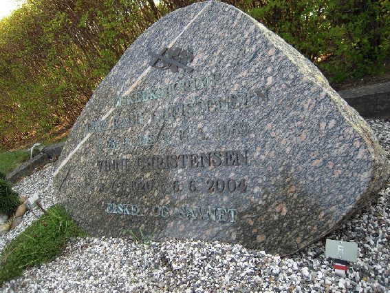Billede af gravsten på Skagen Kirkegård