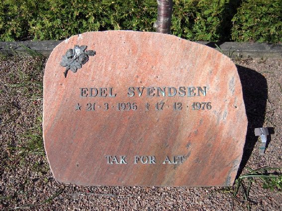 Billede af gravsten på Skagen Kirkegård