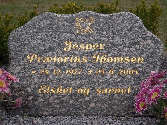 Billede af gravsten på Skagen Kirkegård