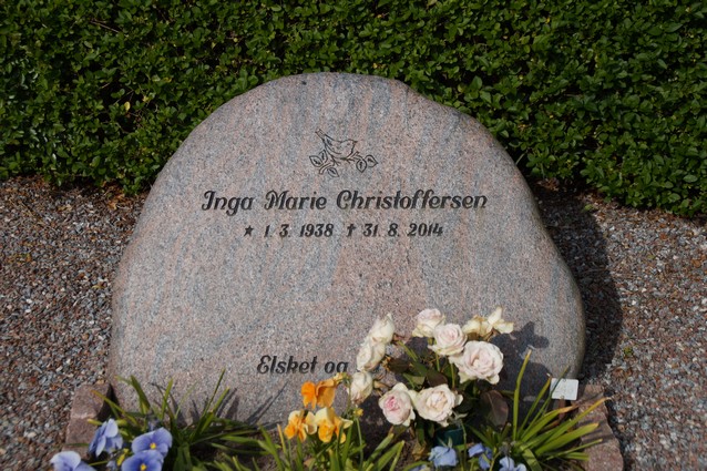 Billede af gravsten på Skagen Kirkegård
