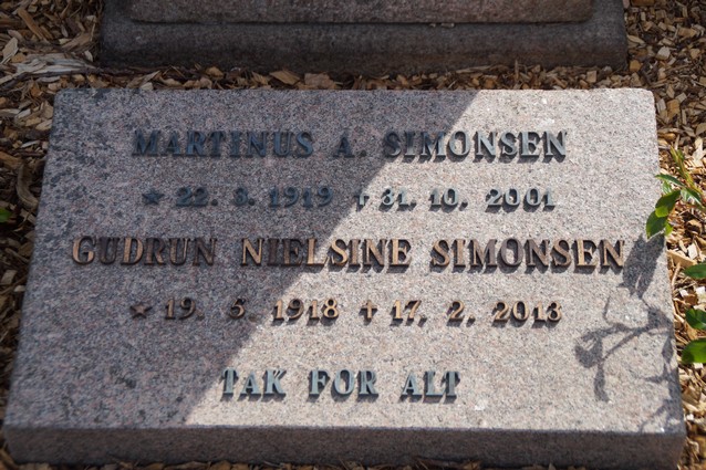 Billede af gravsten på Skagen Kirkegård