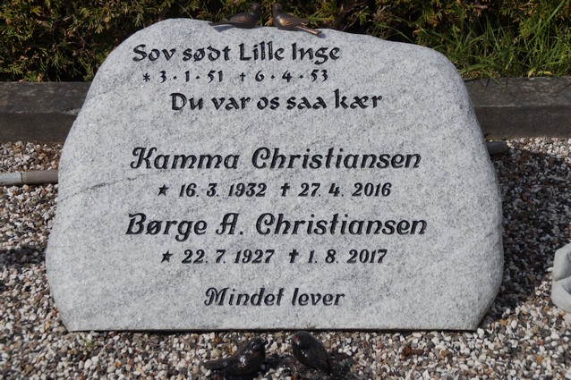 Billede af gravsten på Skagen Kirkegård